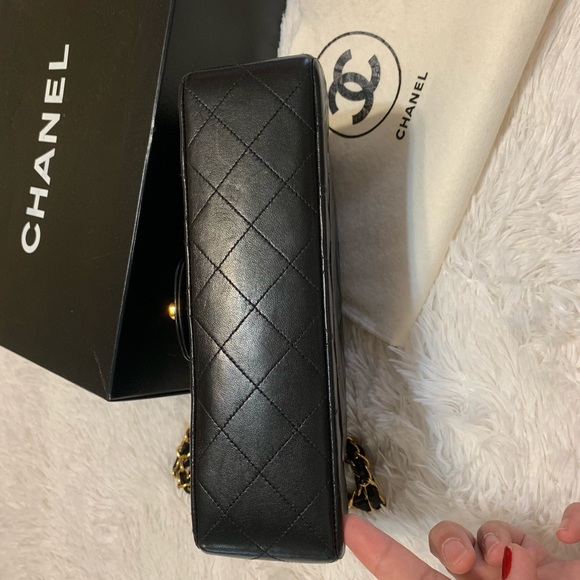 ❣️SOLD❣️ Chanel Vintage Small Flap - Picture 3 of 7